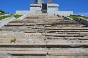 Stairway to Grieving Mother Monument Image